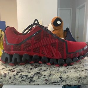 REEBOK Zigwild Zigtech TR 2.0   -    4 Pairs!